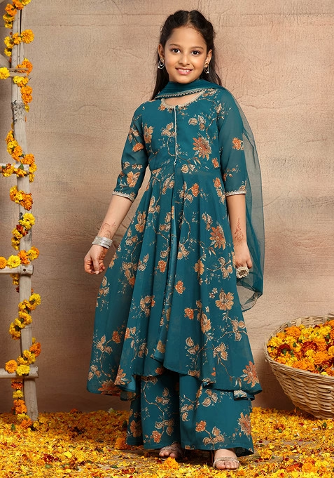 Green Floral Print Kurta With Pants And Dupatta (Set of 3)